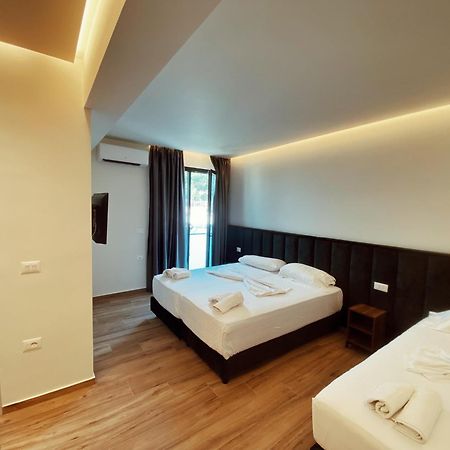 Adriatik Hotel Vlorë 외부 사진