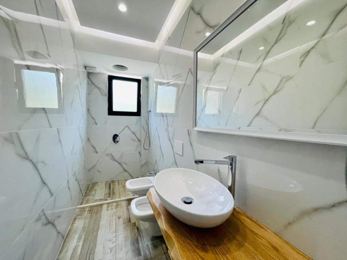 Adriatik Hotel Vlorë 외부 사진