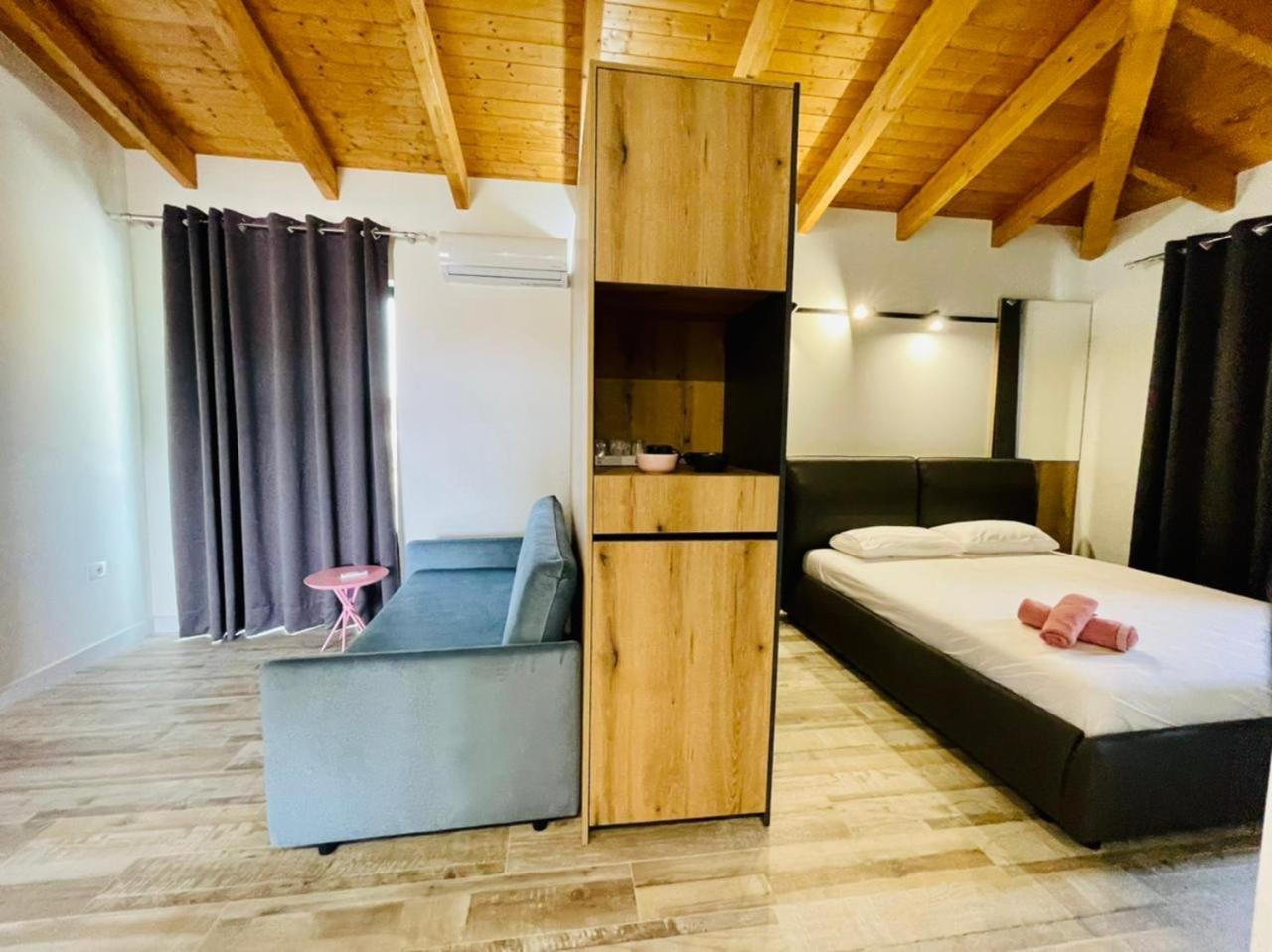 Adriatik Hotel Vlorë 외부 사진